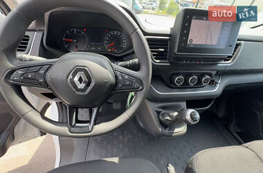Грузовой фургон Renault Trafic 2021 в 