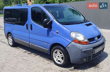 Мінівен Renault Trafic 2002 в Кам'янець-Подільському