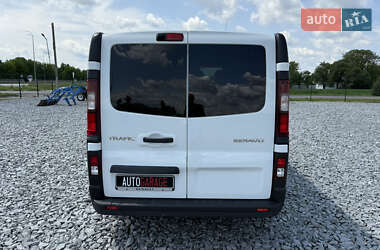Минивэн Renault Trafic 2018 в 