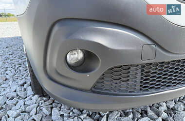 Минивэн Renault Trafic 2018 в 