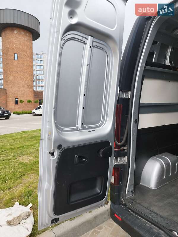 Грузовой фургон Renault Trafic 2020 в Житомире