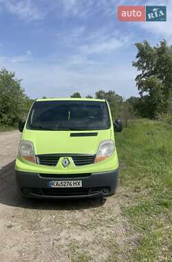 Вантажний фургон Renault Trafic 2008 в Чернігові