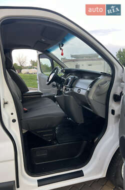 Минивэн Renault Trafic 2007 в 