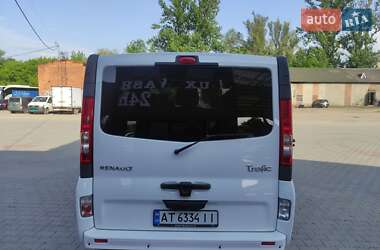 Минивэн Renault Trafic 2010 в 