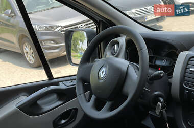 Грузовой фургон Renault Trafic 2016 в 