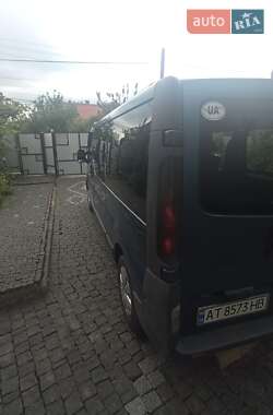 Мінівен Renault Trafic 2006 в Коломиї