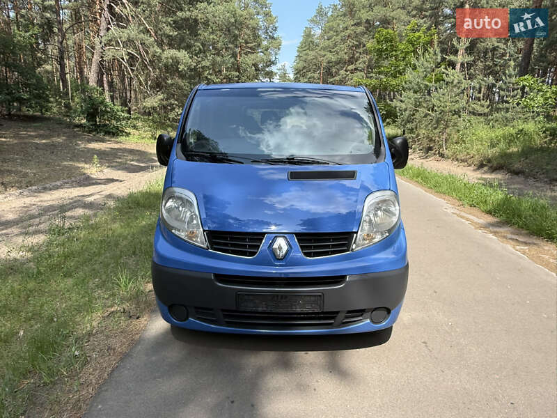 Минивэн Renault Trafic 2014 в Киеве
