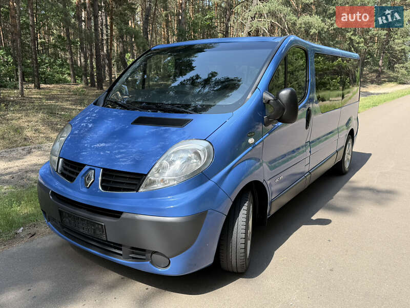 Минивэн Renault Trafic 2014 в Киеве