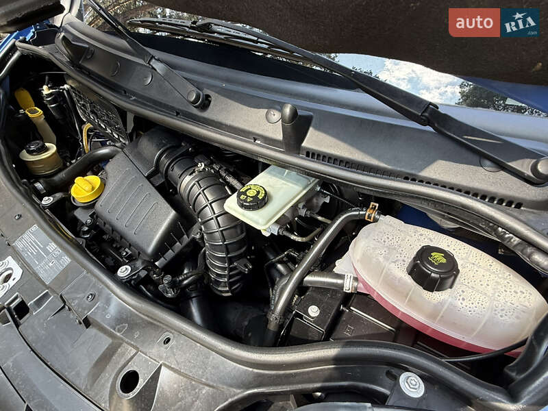 Минивэн Renault Trafic 2014 в Киеве