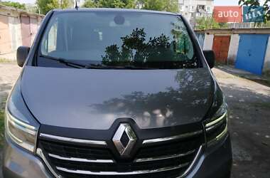 Микроавтобус Renault Trafic 2020 в 