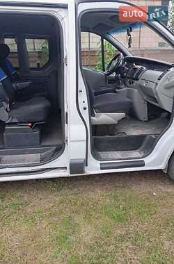 Минивэн Renault Trafic 2009 в 