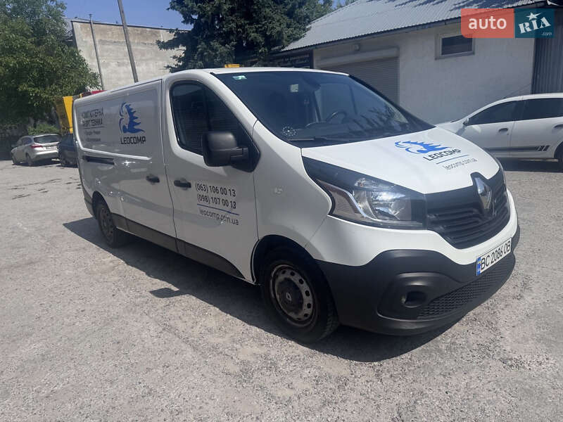 Грузовой фургон Renault Trafic 2017 в 