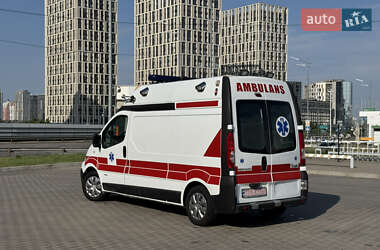 Автомобиль скорой помощи Renault Trafic 2013 в 