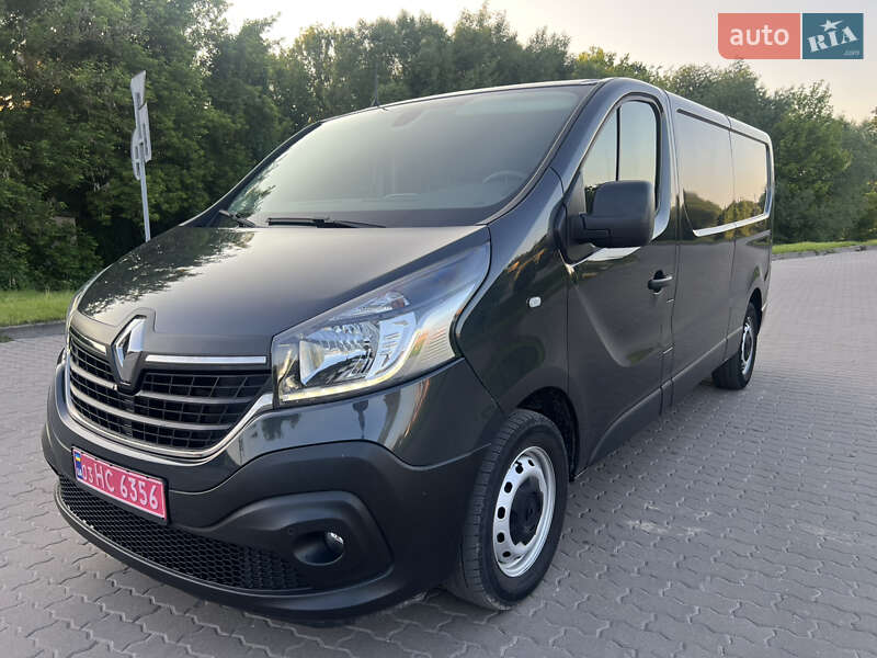 Грузовой фургон Renault Trafic 2021 в 