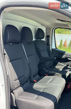 Грузовой фургон Renault Trafic 2022 в 