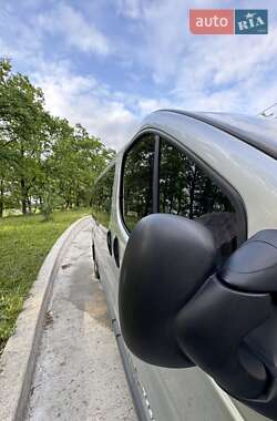 Минивэн Renault Trafic 2013 в 