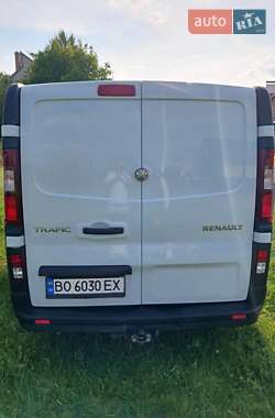 Грузовой фургон Renault Trafic 2016 в 