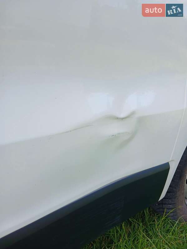 Грузовой фургон Renault Trafic 2016 в Красном