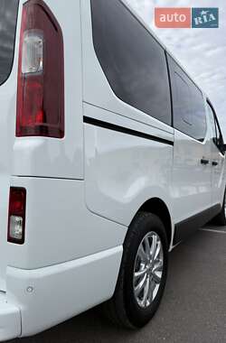Минивэн Renault Trafic 2022 в 