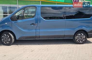 Минивэн Renault Trafic 2020 в 