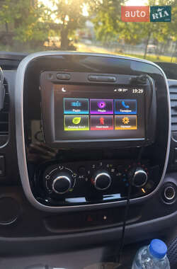 Грузовой фургон Renault Trafic 2019 в  фото 8 Грузовой фургон Renault Trafic 2019 в