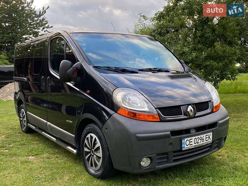Мінівен Renault Trafic 2002 в Коломиї