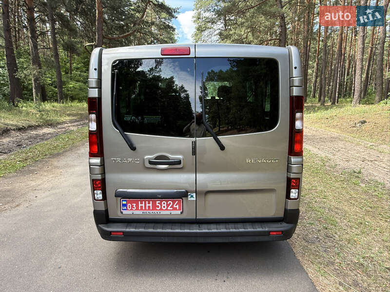 Минивэн Renault Trafic 2018 в Киеве