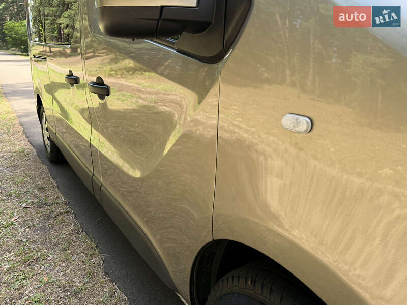 Минивэн Renault Trafic 2018 в Киеве