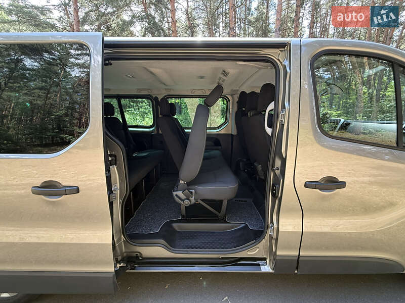 Минивэн Renault Trafic 2018 в Киеве