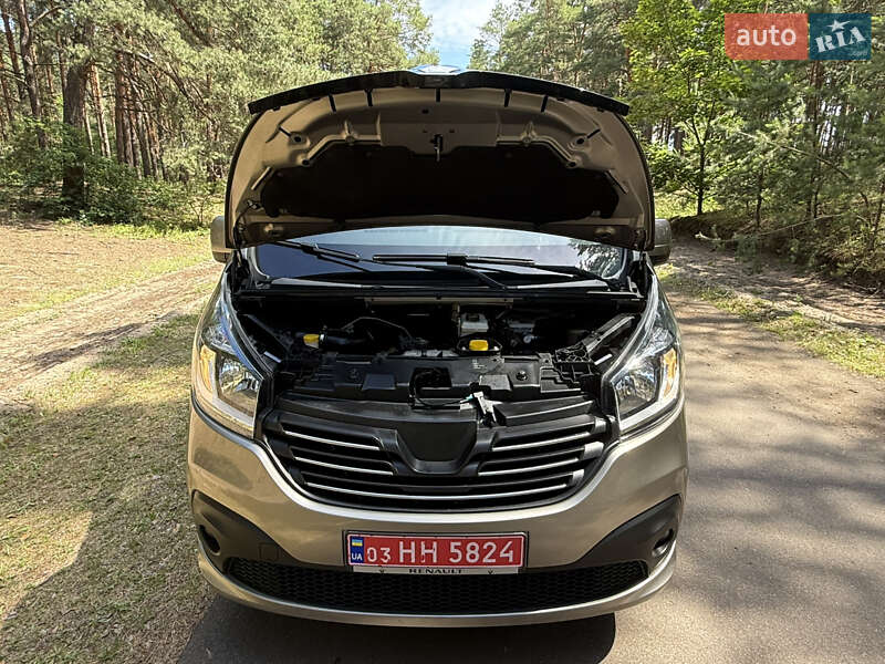 Минивэн Renault Trafic 2018 в Киеве