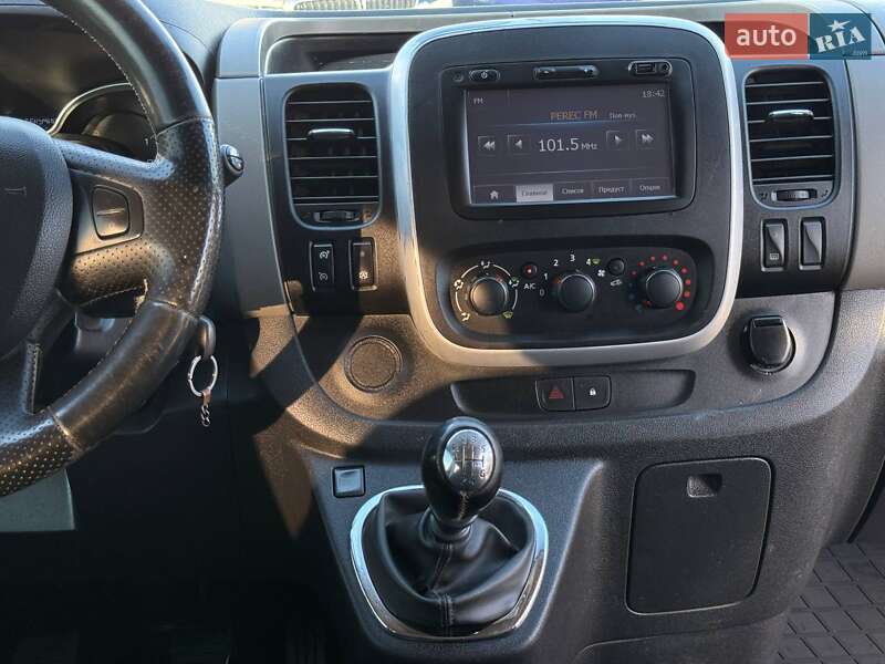 Мінівен Renault Trafic 2014 в Харкові