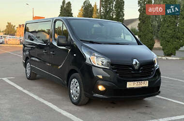 Вантажопасажирський фургон Renault Trafic 2017 в Дубні