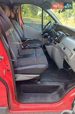 Мінівен Renault Trafic 2004 в 