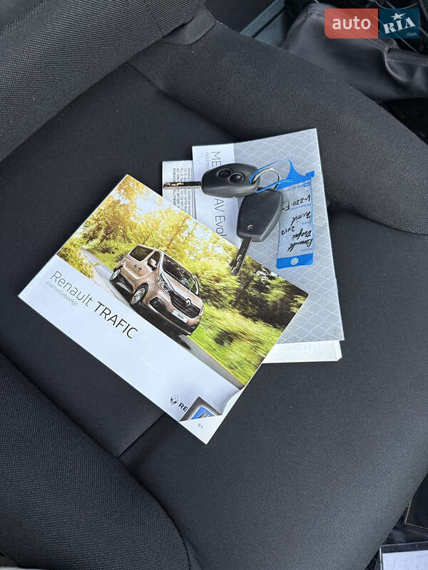 Минивэн Renault Trafic 2017 в Дубно