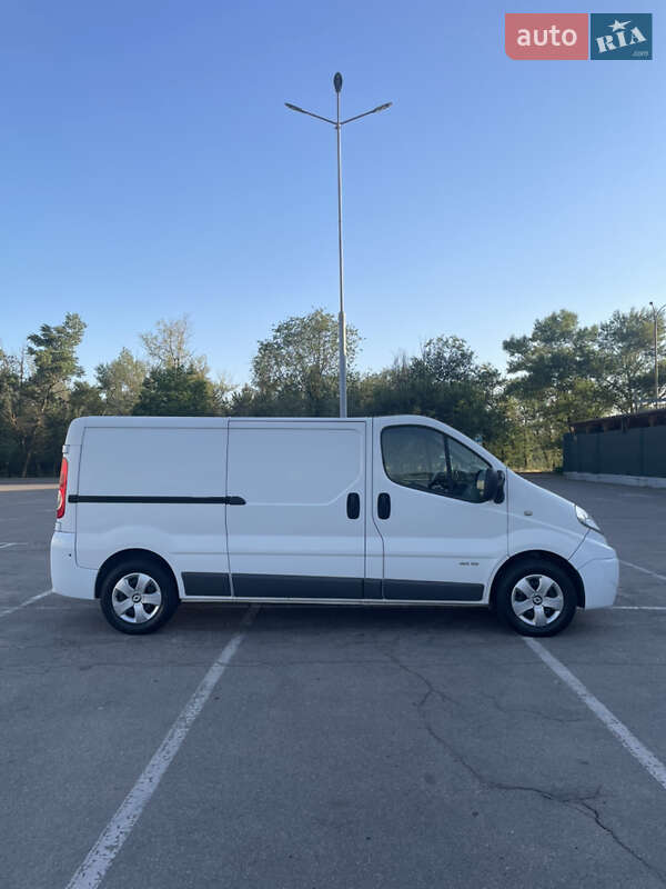 Грузовой фургон Renault Trafic 2014 в Запорожье
