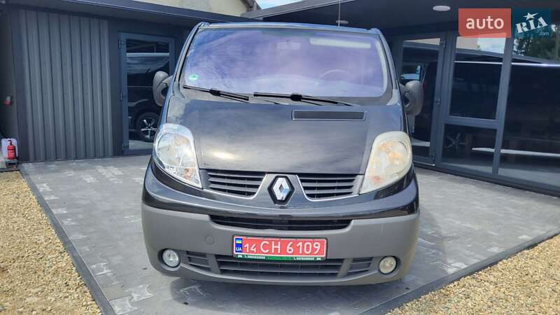 Мінівен Renault Trafic 2012 в Калуші