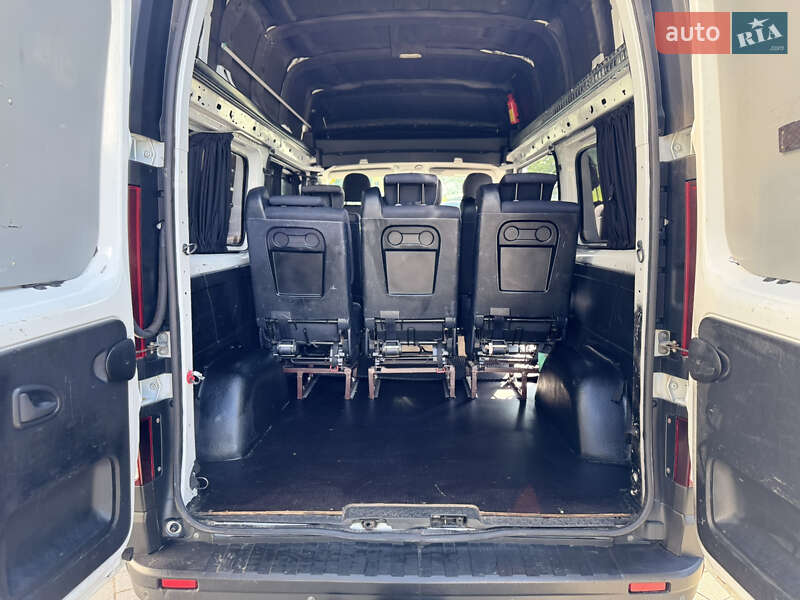 Минивэн Renault Trafic 2016 в Ивано-Франковске