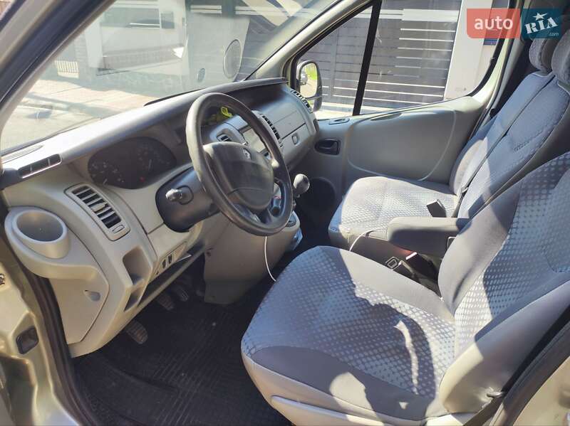 Минивэн Renault Trafic 2008 в Львове