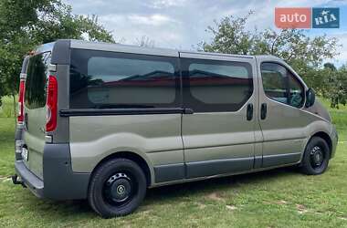 Минивэн Renault Trafic 2007 в 