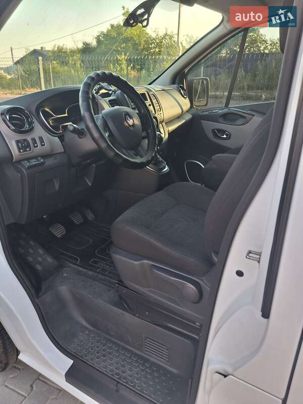Минивэн Renault Trafic 2015 в Львове фото 14 Минивэн Renault Trafic 2015 в Львове