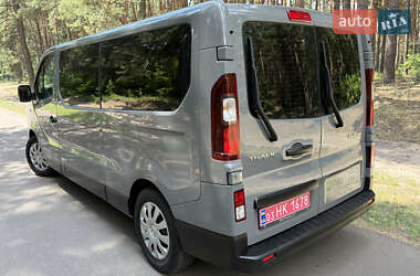 Минивэн Renault Trafic 2017 в 