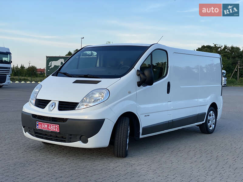 Грузовой фургон Renault Trafic 2013 в Радивилове