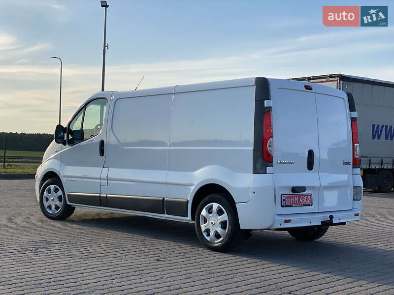 Грузовой фургон Renault Trafic 2013 в Радивилове