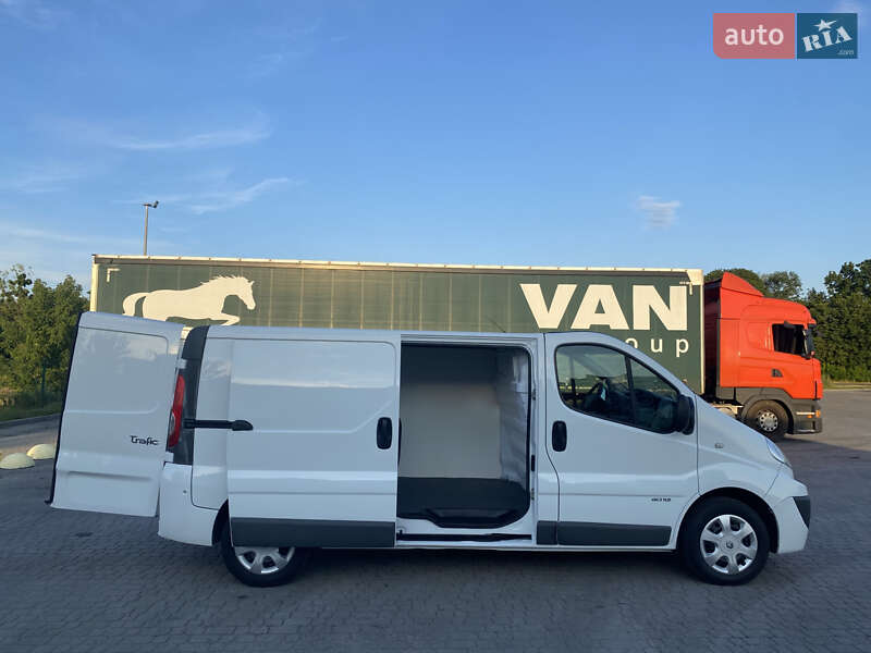 Грузовой фургон Renault Trafic 2013 в Радивилове
