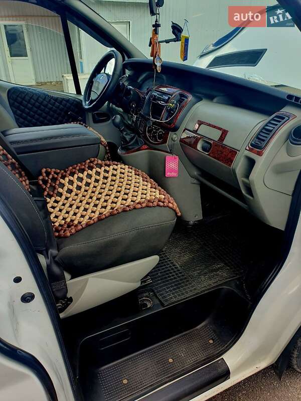 Мінівен Renault Trafic 2004 в Кременці