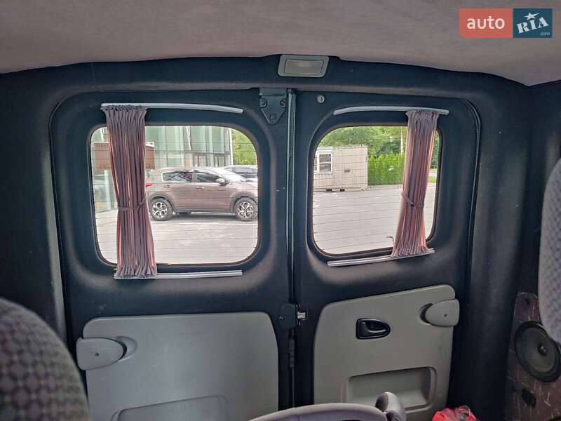 Минивэн Renault Trafic 2002 в Хмельницком