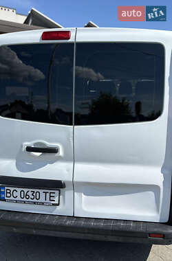 Минивэн Renault Trafic 2019 в 