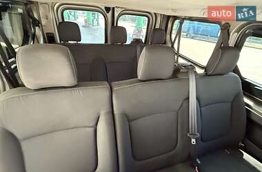 Минивэн Renault Trafic 2015 в 