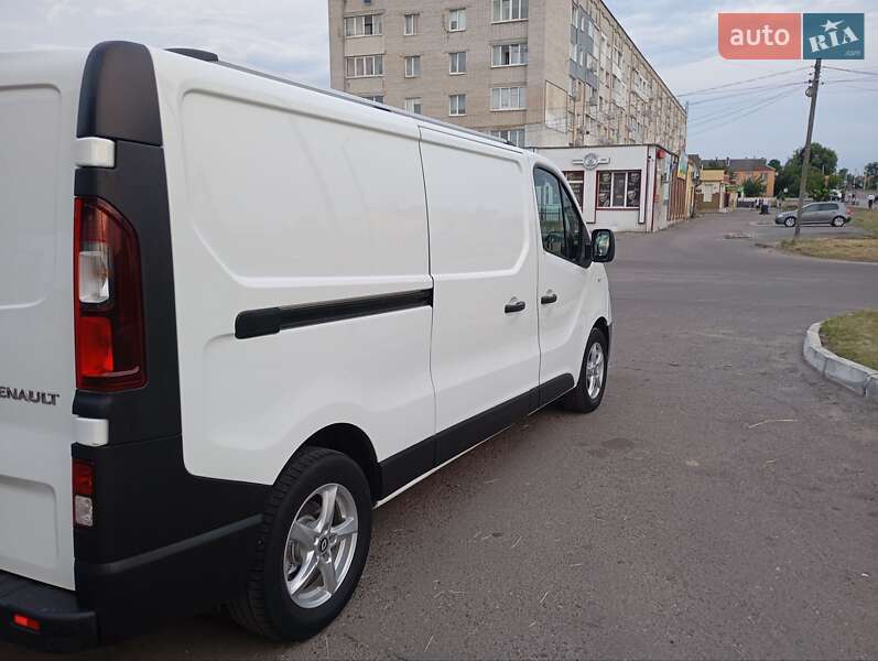Грузовой фургон Renault Trafic 2019 в Дубно