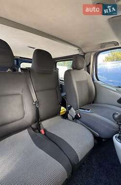 Минивэн Renault Trafic 2009 в 